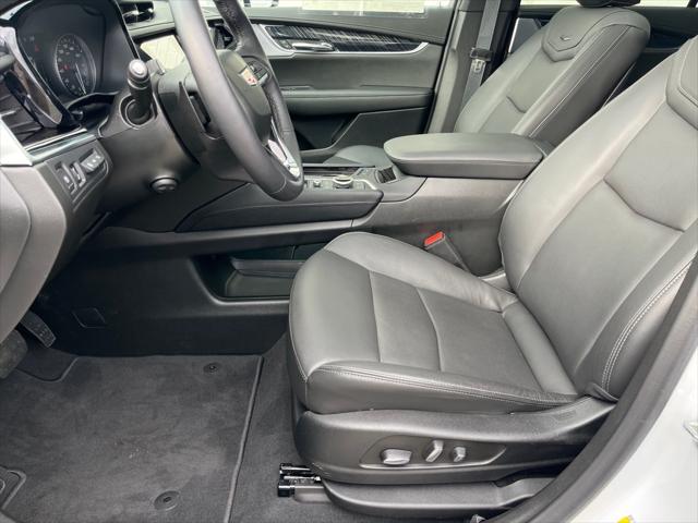 2024 Cadillac XT6 FWD Premium Luxury