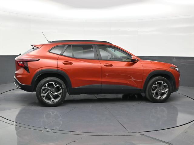2024 Chevrolet Trax FWD LT