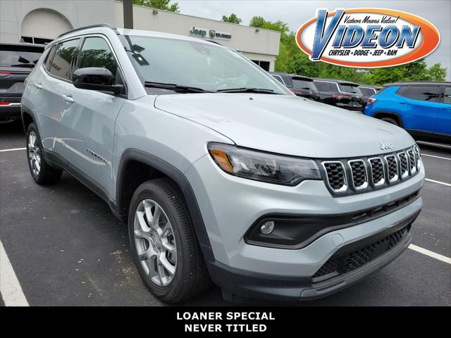 2024 Jeep Compass COMPASS LATITUDE LUX 4X4