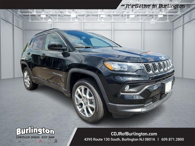 2024 Jeep Compass COMPASS LATITUDE LUX 4X4
