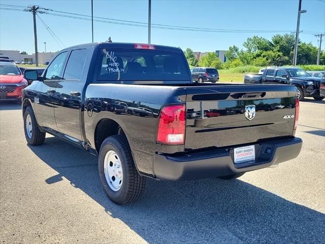 2024 RAM Ram 1500 Classic RAM 1500 CLASSIC TRADESMAN CREW CAB 4X4 57 BOX