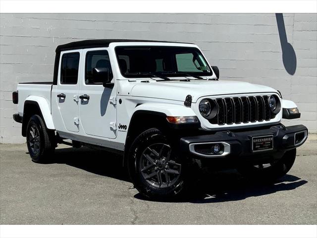 2024 Jeep Gladiator GLADIATOR SPORT S 4X4