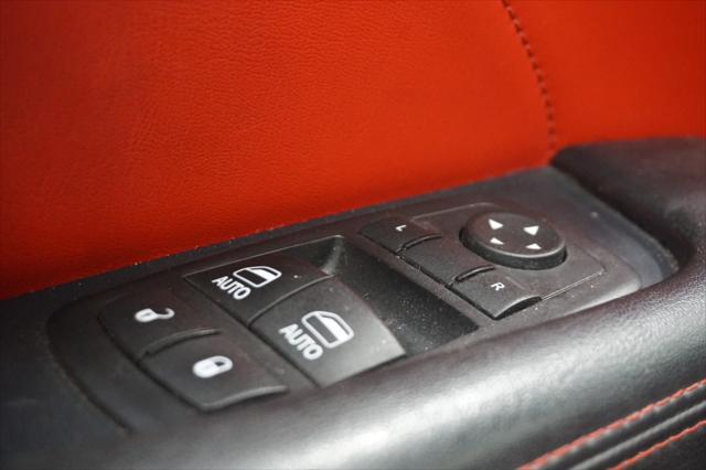 2016 Dodge Challenger 392 Hemi Scat Pack Shaker