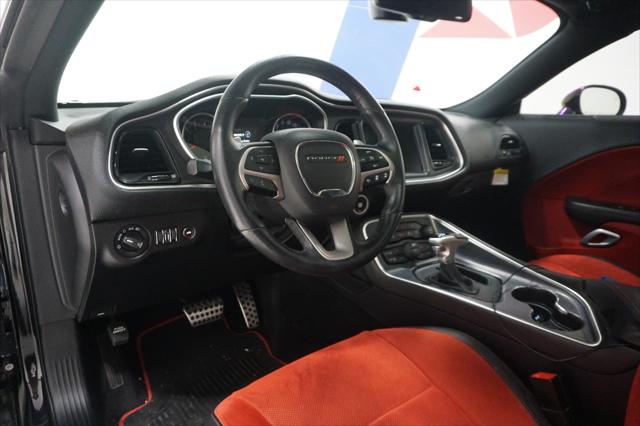 2016 Dodge Challenger 392 Hemi Scat Pack Shaker