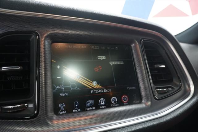 2016 Dodge Challenger 392 Hemi Scat Pack Shaker