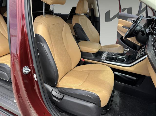 2023 Kia Carnival MPV LX Seat Package
