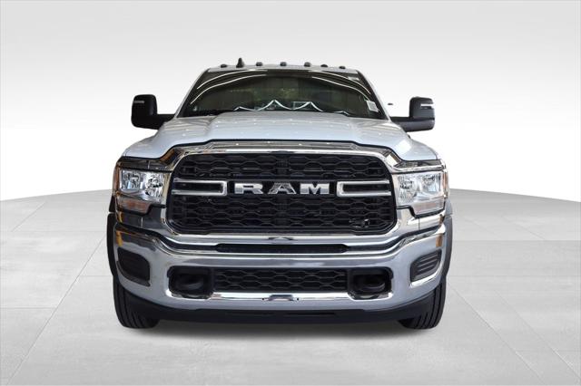 2024 RAM Ram 5500 Chassis Cab RAM 5500 TRADESMAN CHASSIS CREW CAB 4X4 60 CA