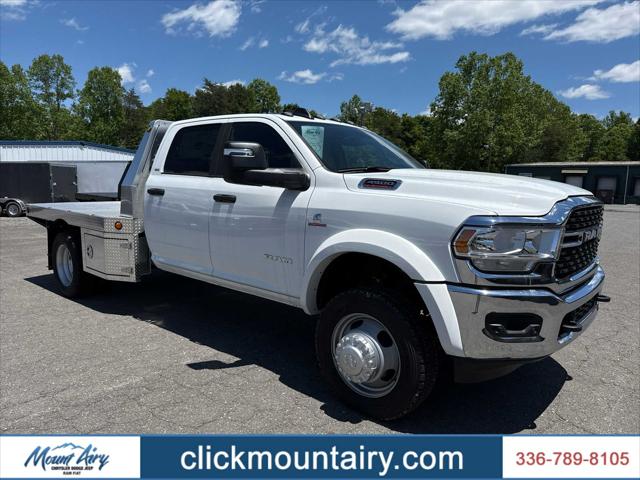 2024 RAM Ram 4500 Chassis Cab RAM 4500 SLT CHASSIS CREW CAB 4X4 60 CA