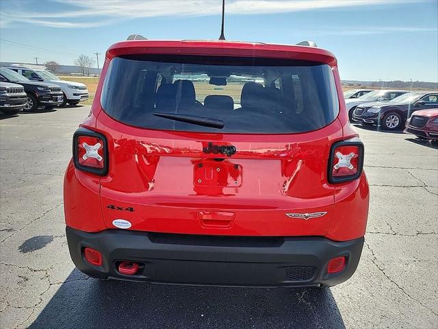 2023 Jeep Renegade Trailhawk 4x4