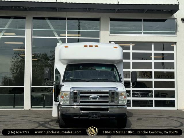 2011 Ford E-450 Cutaway Unknown