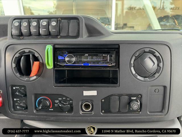2011 Ford E-450 Cutaway Unknown