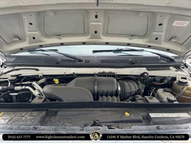 2011 Ford E-450 Cutaway Unknown