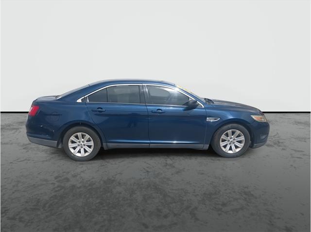 2012 Ford Taurus SE