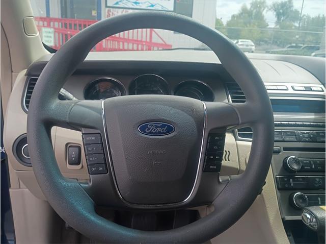 2012 Ford Taurus SE