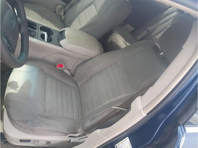 2012 Ford Taurus SE