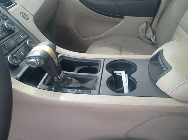 2012 Ford Taurus SE