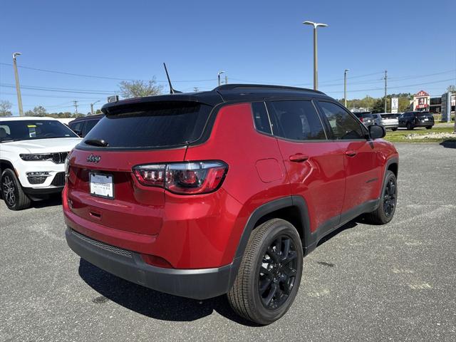 2024 Jeep Compass COMPASS LATITUDE 4X4