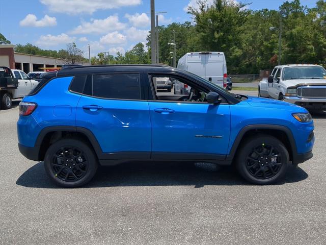 2024 Jeep Compass COMPASS LATITUDE 4X4