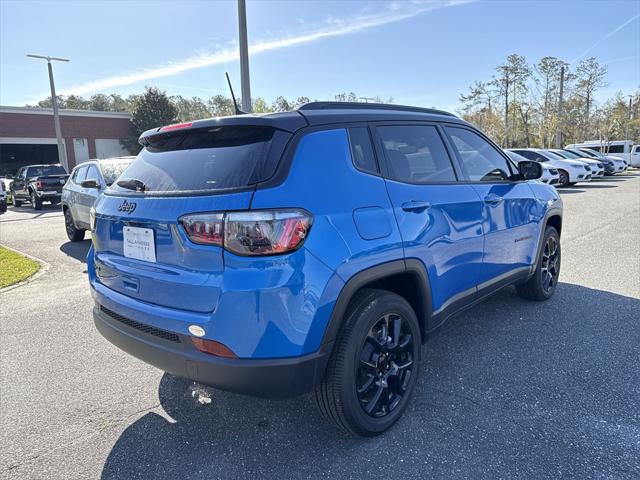 2024 Jeep Compass COMPASS LATITUDE 4X4
