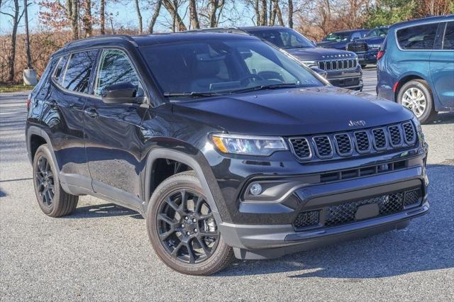 2024 Jeep Compass COMPASS LATITUDE 4X4