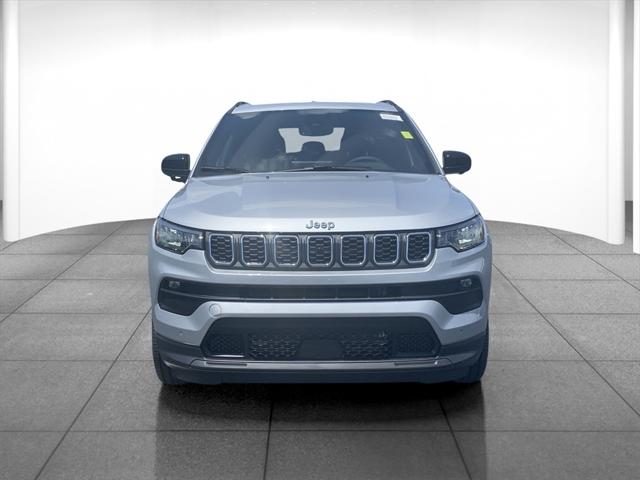 2024 Jeep Compass COMPASS LATITUDE LUX 4X4