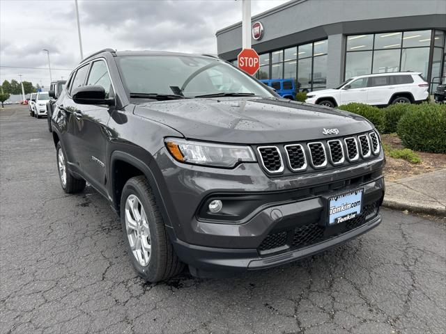 2024 Jeep Compass COMPASS LATITUDE 4X4