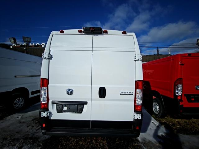 2024 Ram ProMaster Cargo Van Tradesman High Roof 159 WB EXT w/Pass Seat