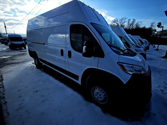2024 Ram ProMaster Cargo Van Tradesman Super High Roof 159 WB EXT w/Pass Seat