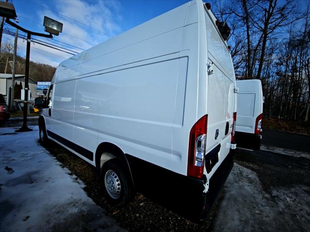 2024 Ram ProMaster Cargo Van Tradesman Super High Roof 159 WB EXT w/Pass Seat