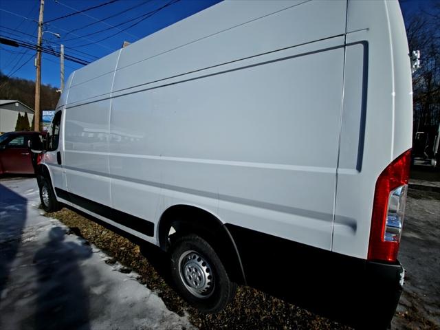 2024 Ram ProMaster Cargo Van Tradesman Super High Roof 159 WB EXT w/Pass Seat