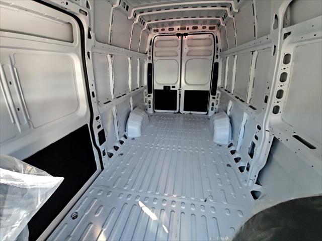 2024 Ram ProMaster Cargo Van Tradesman Super High Roof 159 WB EXT w/Pass Seat