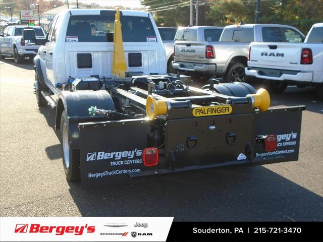 2024 RAM Ram 5500 Chassis Cab RAM 5500 TRADESMAN CHASSIS CREW CAB 4X4 84 CA