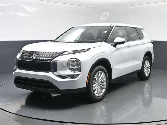 2024 Mitsubishi Outlander ES 2.5 S-AWC for sale in TERRE HAUTE, IN