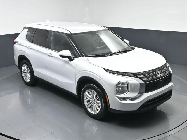 2024 Mitsubishi Outlander ES 2.5 S-AWC