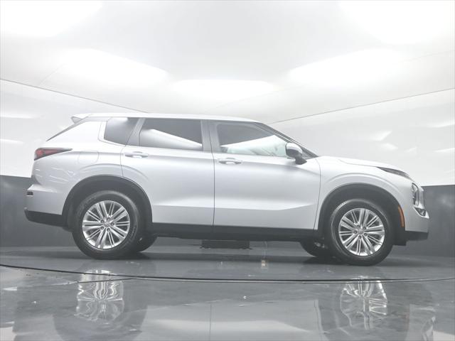 2024 Mitsubishi Outlander ES 2.5 S-AWC