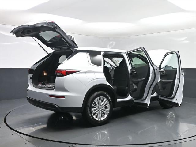 2024 Mitsubishi Outlander ES 2.5 S-AWC