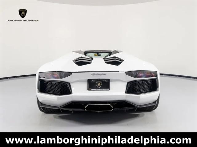 2016 Lamborghini Aventador LP700-4