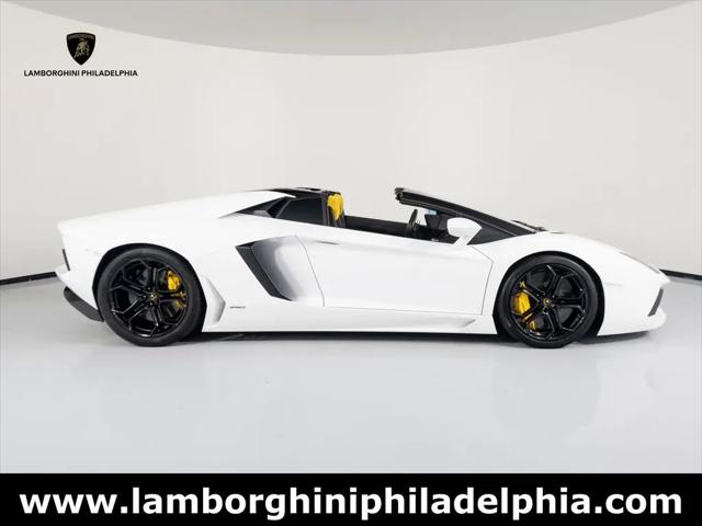2016 Lamborghini Aventador LP700-4