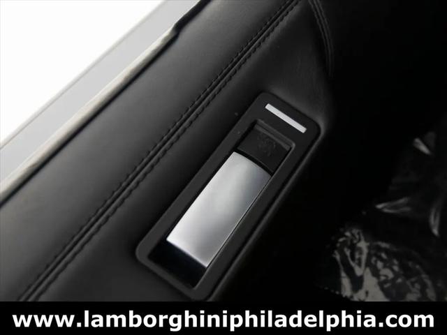 2016 Lamborghini Aventador LP700-4