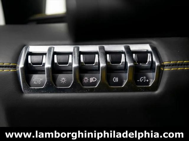 2016 Lamborghini Aventador LP700-4