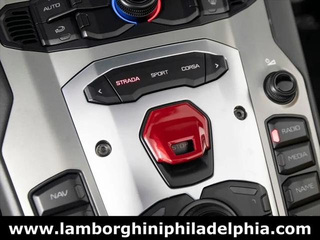2016 Lamborghini Aventador LP700-4