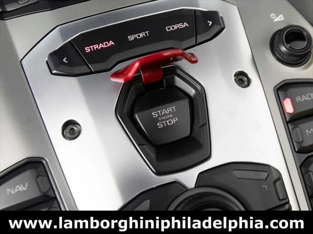 2016 Lamborghini Aventador LP700-4