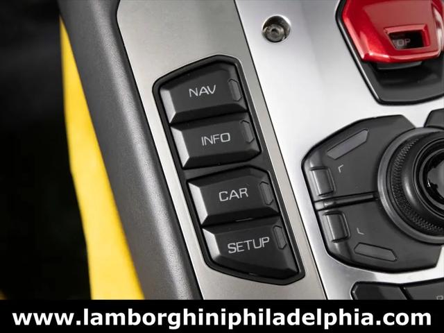 2016 Lamborghini Aventador LP700-4