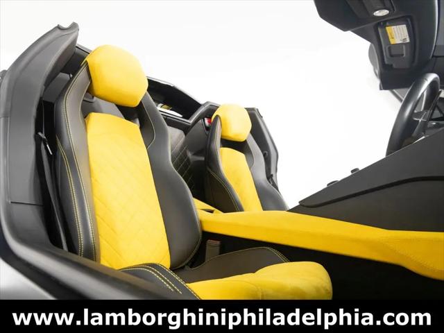 2016 Lamborghini Aventador LP700-4