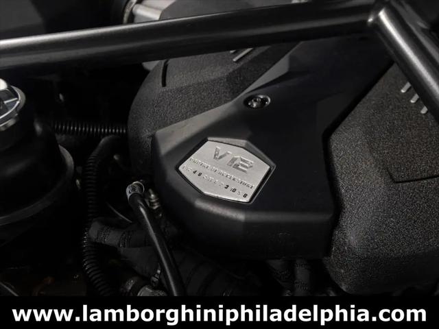 2016 Lamborghini Aventador LP700-4