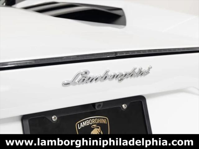 2016 Lamborghini Aventador LP700-4