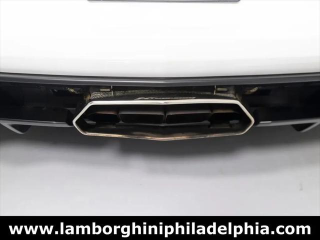 2016 Lamborghini Aventador LP700-4