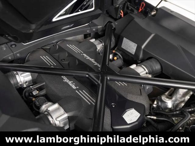 2016 Lamborghini Aventador LP700-4