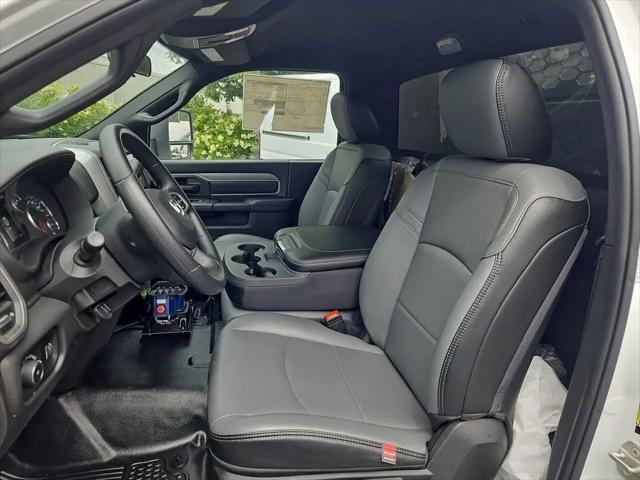 2024 Ram 5500 Tradesman/SLT