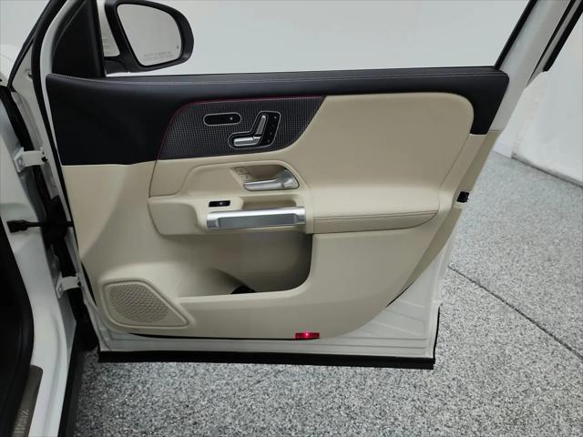 2023 Mercedes-Benz GLB GLB 250